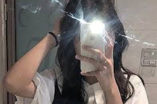 记者调查MCN机构流水线打造“网红医生”现象：“医生只负责出镜剩下的交给运营团队”